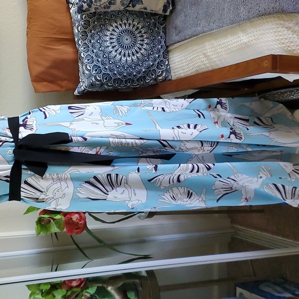 Unique Bird Print Maxi - Picture 2 of 8
